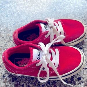 Red Pair Size 12 Youth Vans Old Skool Low‎ Tops in preowned Condition see pics
